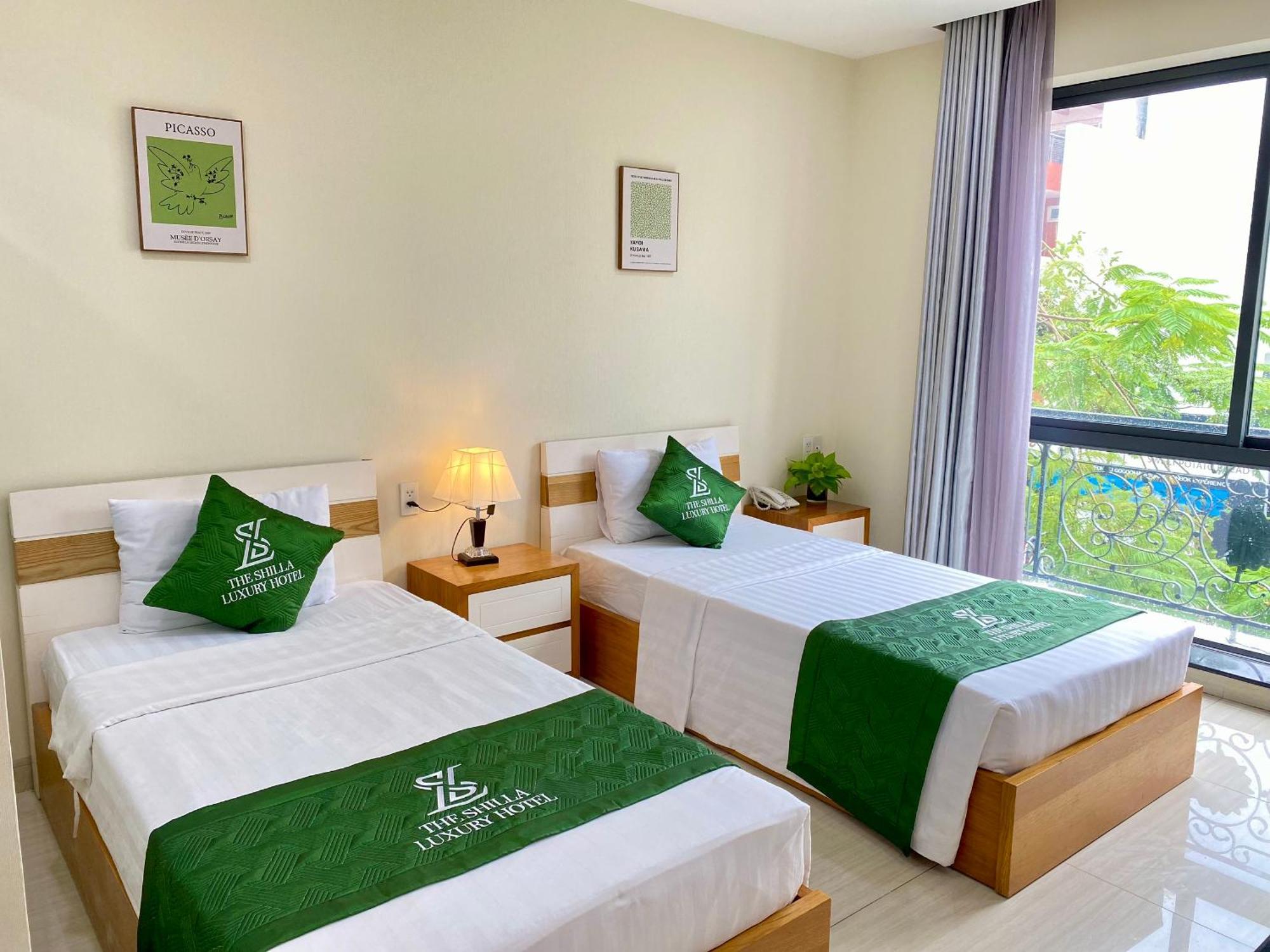 Khách sạn The Shilla Luxury I Phu My Hung 2*
