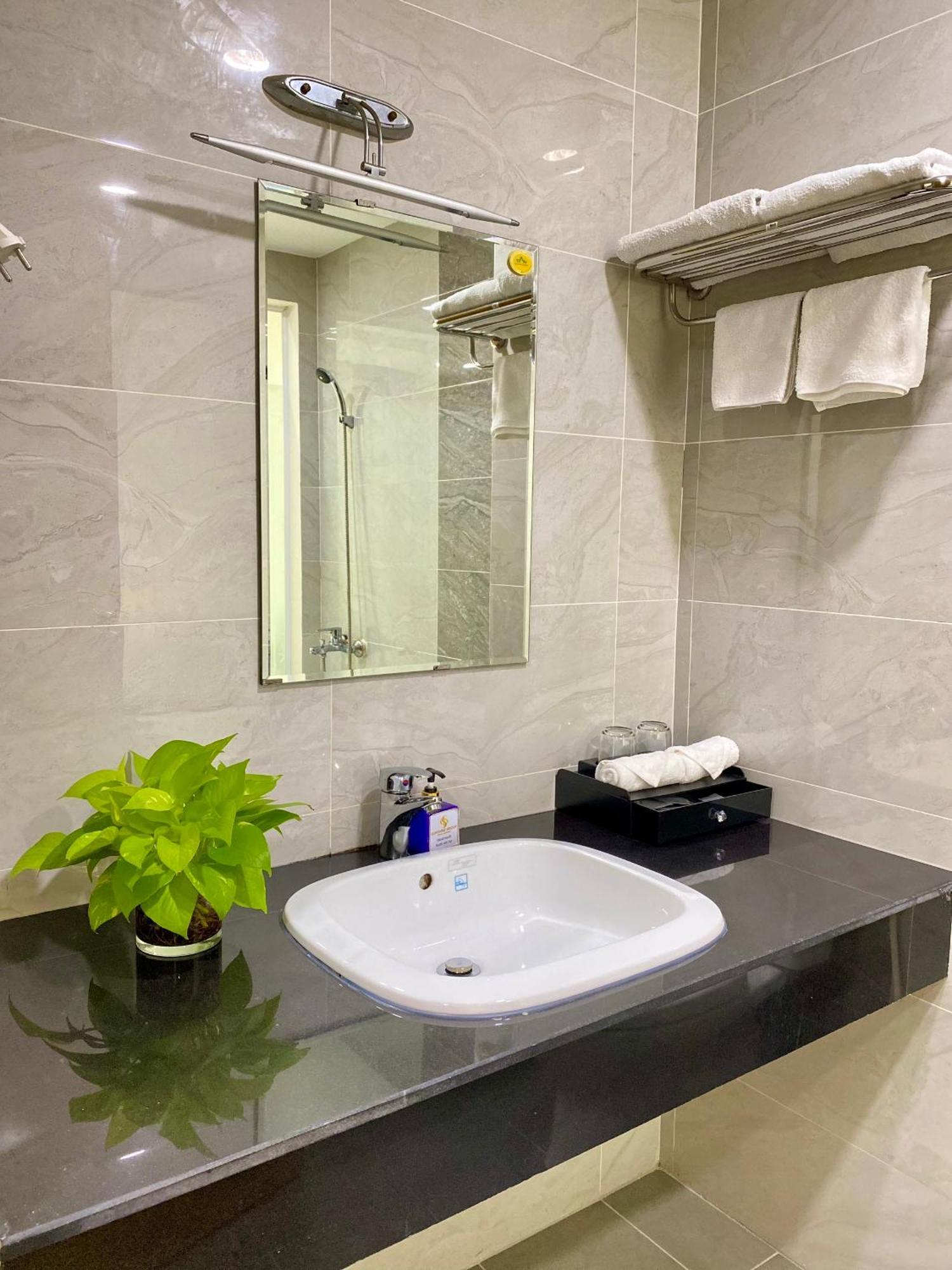 The Shilla Luxury I Phu My Hung Khách sạn TP. Hồ Chí Minh