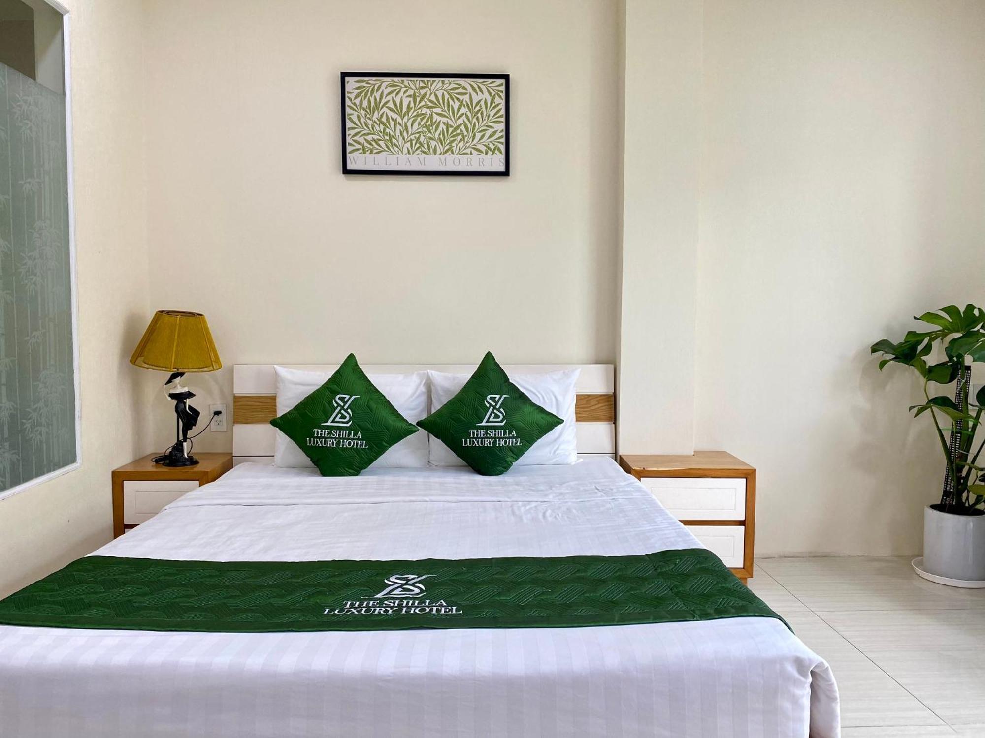 The Shilla Luxury I Phu My Hung Khách sạn TP. Hồ Chí Minh